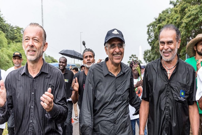 Crise sociale en Guyane: la lettre de François Hollande ne convainc pas