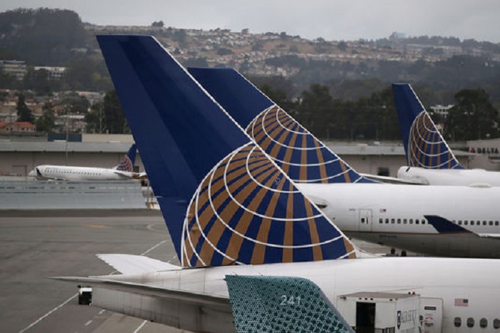 United Airlines : l’évacuation forcée d’un passager d’un vol fait scandale aux Etats-Unis