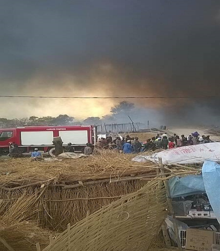Les images du violent incendie qui ravage le Dakaa de Médina Gounass