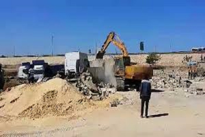 Tivaouane  Peulh : les bulldozers de la DESCOS rasent les constructions irrégulières