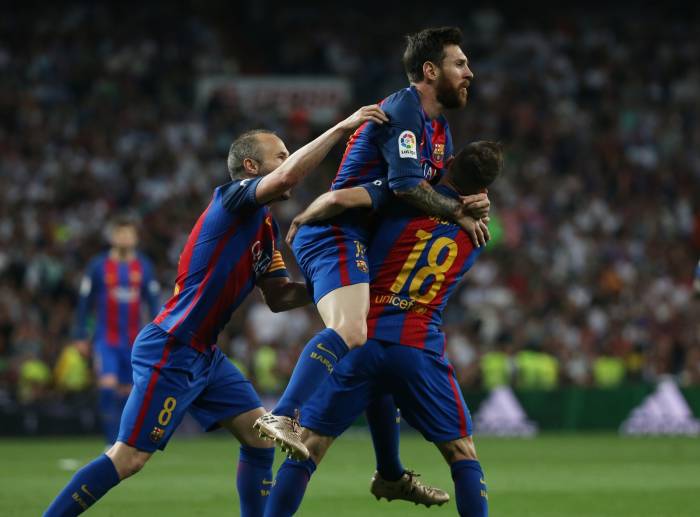 Classico : le Barça bat le Real (3-2) et prend la tête de la Liga