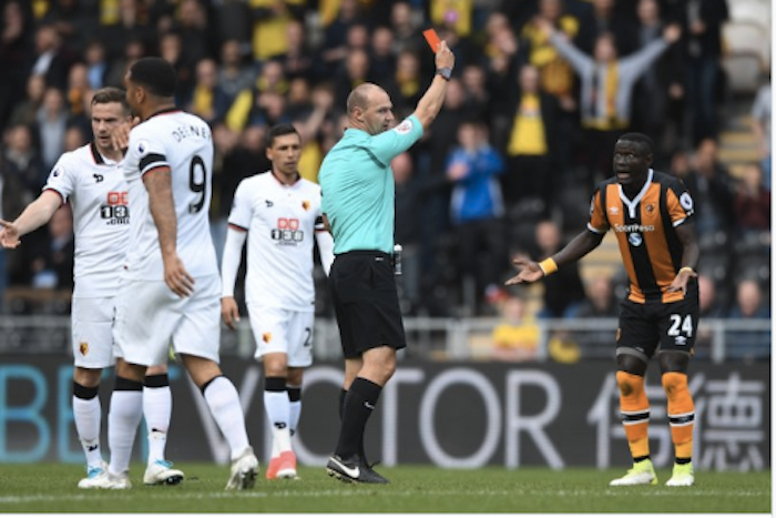 Oumar Niasse (Hull City) voit son carton rouge annulé