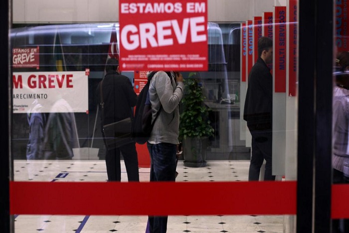 Brésil: appel à la grève générale contre les réformes du président Temer