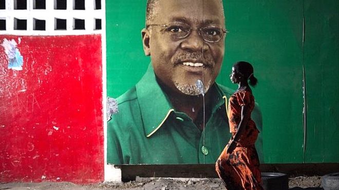​Faux diplômes: Magufuli renvoie 10 000 fonctionnaires