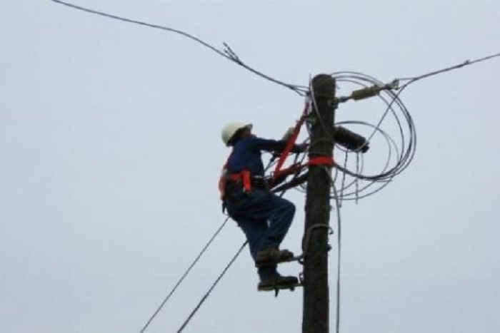 Marche des populations de Niaguis : La Senelec réagit et installe les poteaux électriques