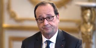 France/Présidentielle : Hollande appelle tous ceux "qui ne veulent pas de Mme Le Pen à prendre le bulletin Macron"