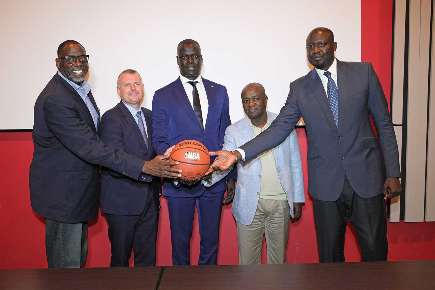 Basket : L’Institut Diambars de Saly va abriter l’Academy NBA-Afrique pour la promotion des jeunes talents du continent