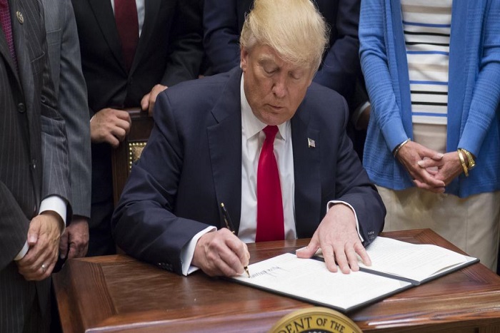 Cybersécurité et fraude électorale: Trump signe deux décrets qui font polémique