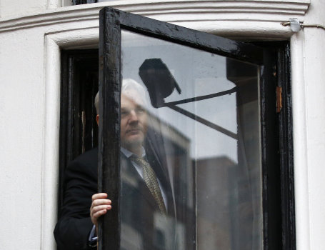 L'enquête pour viol contre Julian Assange en Suède classée sans suite
