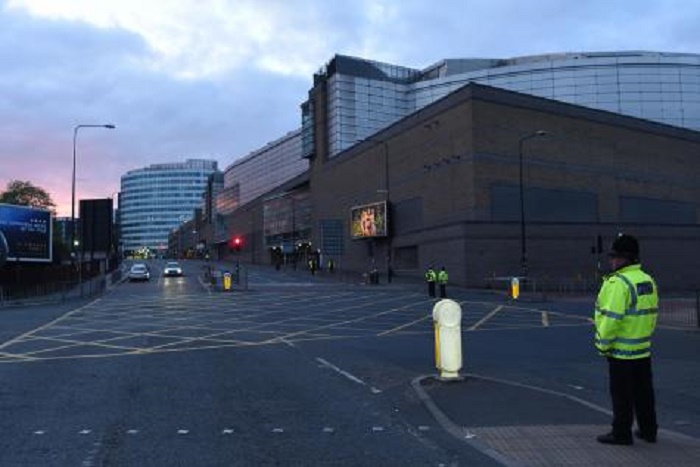 En direct-Attentat lors d’un concert à Manchester, le bilan s'alourdit : au moins 22 morts
