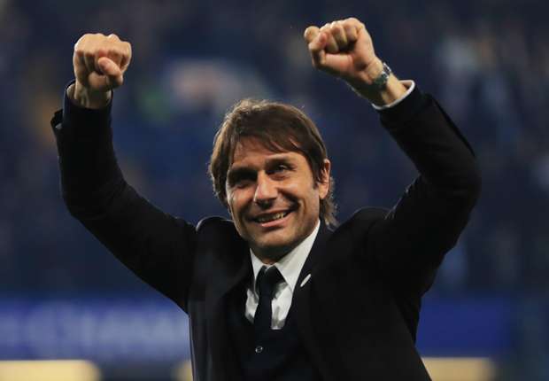 Chelsea, Conte nommé manager de la saison en Premier League