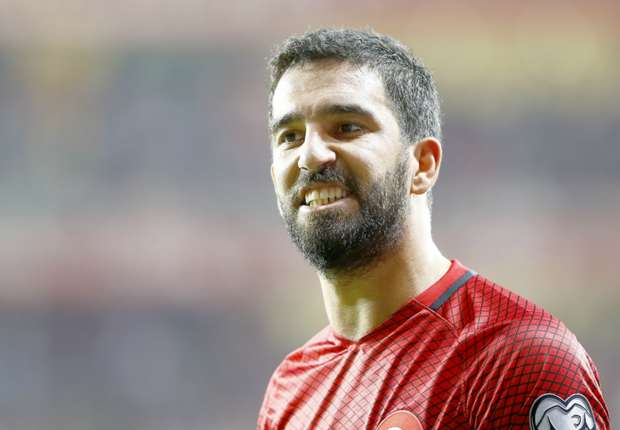 Arda Turan agresse un journaliste turc