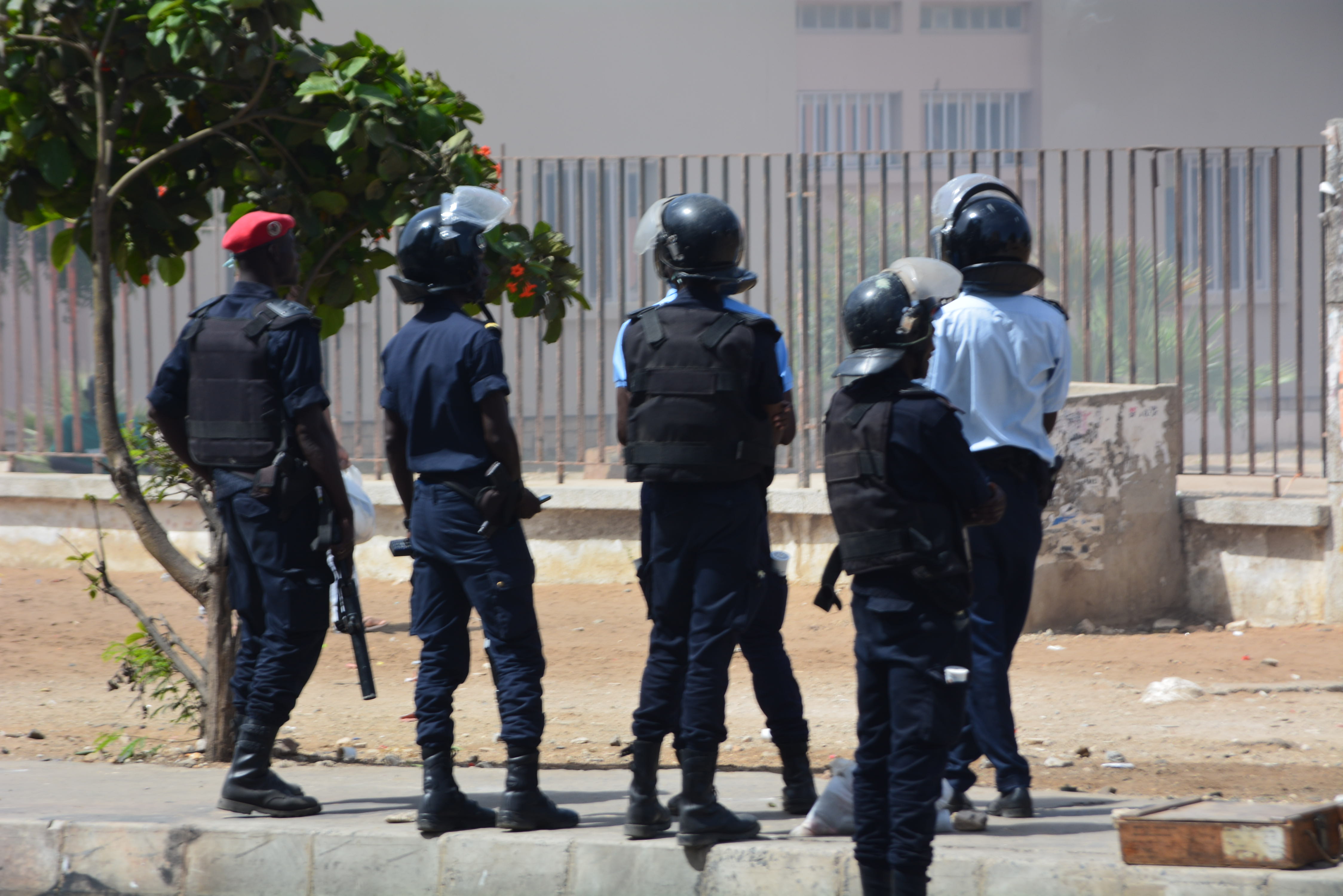 Dernière minute - Ça chauffe à l’UCAD: affrontements entre étudiants et forces de l’ordre