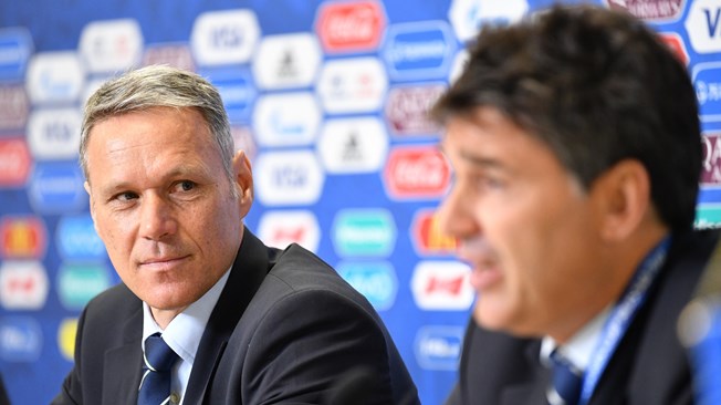 Van Basten et Busacca évoquent les VAR, les règles et "play fair !"