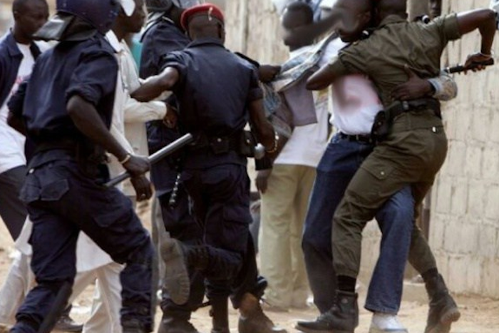 Emeutes à Touba : Arame Fall, une des blessées accuse un policier