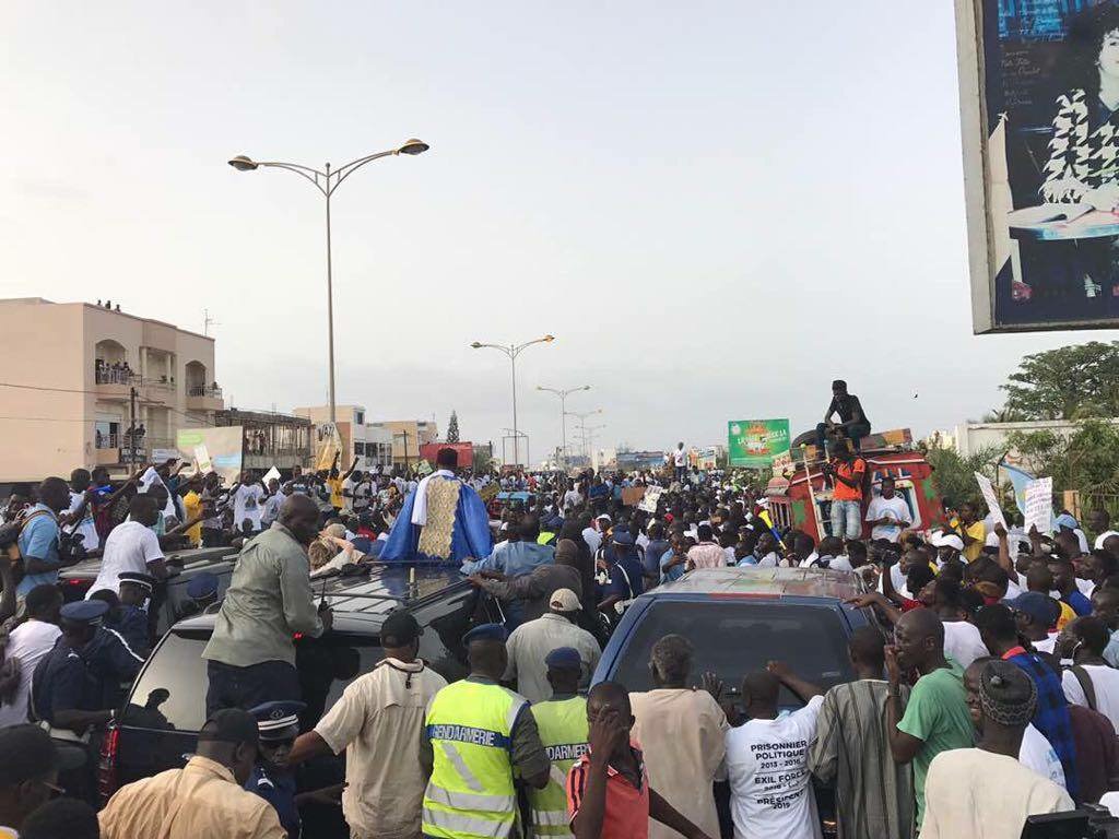 Wade entame la guerre des chiffres : "Je sais évaluer scientifiquement une foule et j'ai été accueilli par des millions de personnes"
