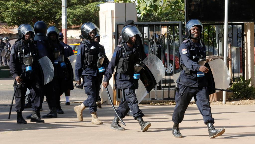 ​Gambie: quatre soldats suspectés d'actes de mutinerie arrêtés