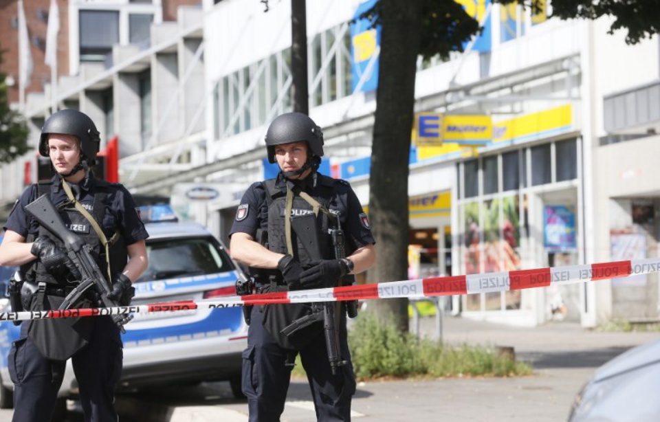 Allemagne: Au moins un mort et plusieurs blessés dans une attaque au couteau à Hambourg