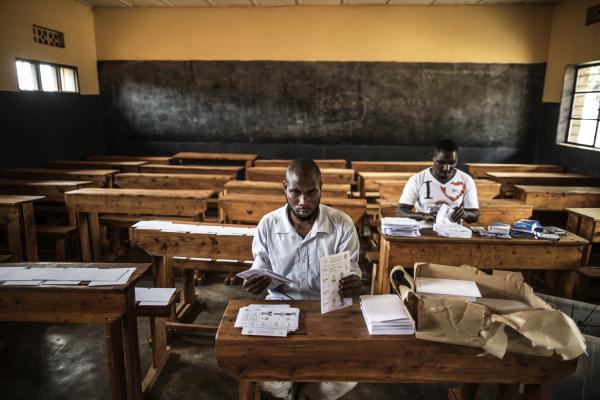 Les Rwandais aux urnes pour élire leur président