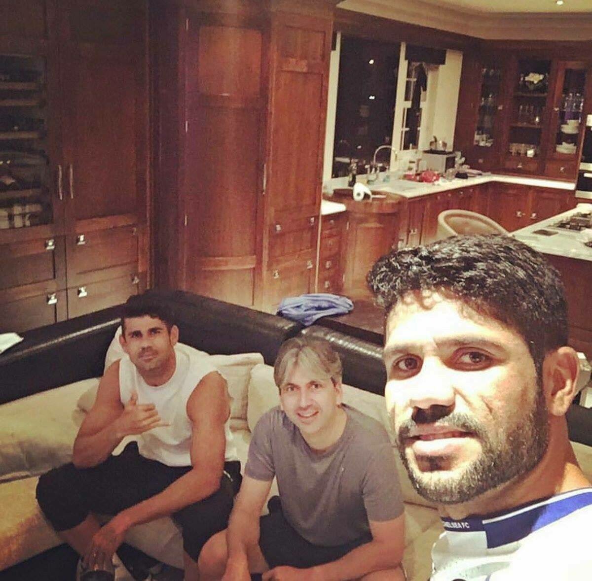 Qui va trouver le vrai Diego Costa sur cette photo où il est en compagnie de son frère...