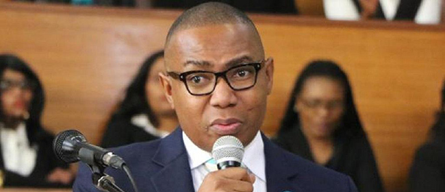 Accusé d`agression, le vice-ministre de l`Education sud-africain libéré sous caution