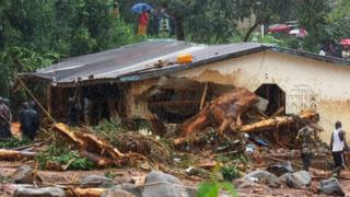Sierra Leone : une centaine d'enfants emportés par les inondations