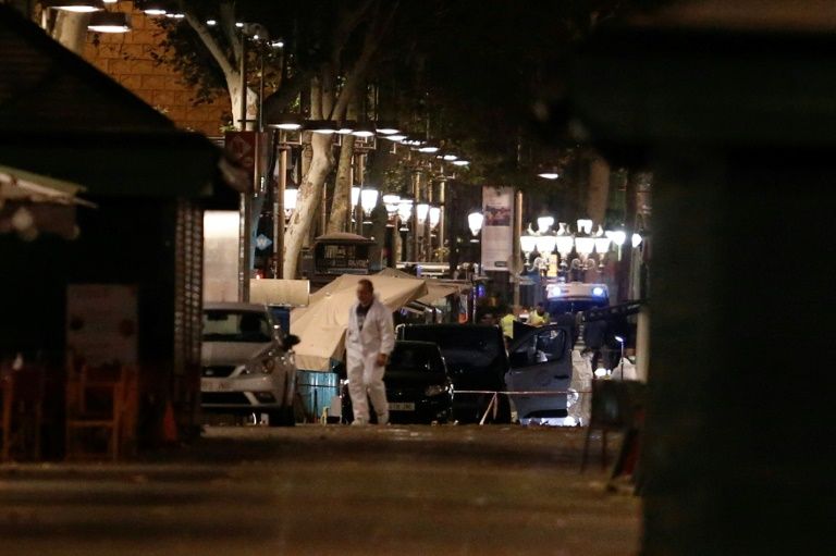 Attentat de Barcelone: le conducteur en fuite, un Marocain et un Espagnol arrêtés