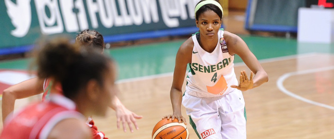 Oumou Khayri Thiam sur le match contre le Cameroun: "On n'a plus que des finales à jouer"