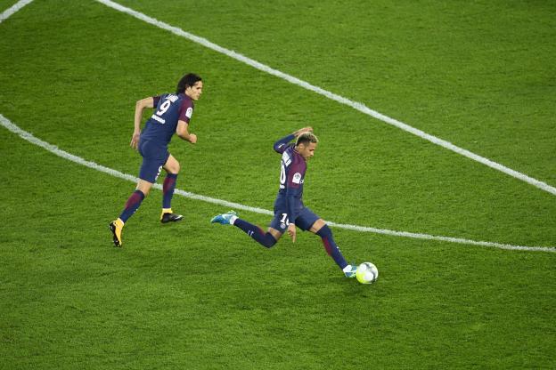 Foot Ligue 1 PSG : Neymar s'est excusé devant le groupe après l'incident avec Cavani