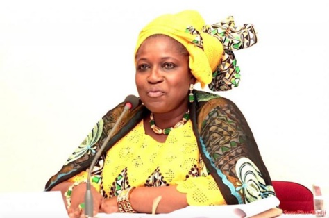 Année scolaire 2017 - 2018: Innocence Ntap Ndiaye en sapeur-pompier