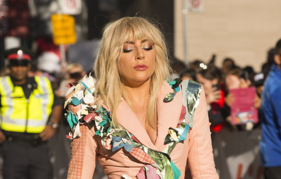 Lady Gaga organise une séance de méditation après la tuerie de Las Vegas