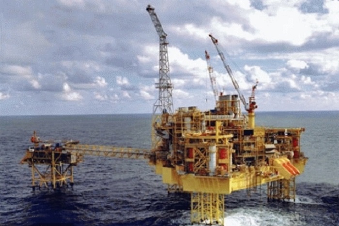 Gestion des hydrocarbures : le Cese cuisine Kosmos Energy et Total