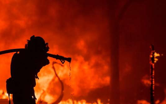 Les incendies en Californie ont fait au moins 21 morts