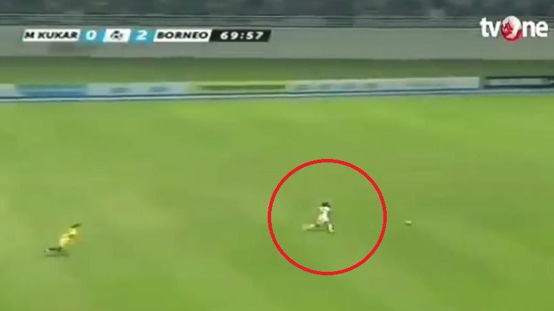 Vidéo - Le sprint supersonique d'un joueur de 21 ans pour aller marquer un but d’anthologie... Regardez !!!