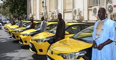 100 nouveaux Taxis pour renouveler le parc automobile et desservir l’AIBD