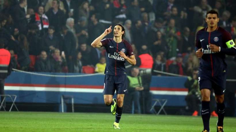 Le PSG remercie son indispensable Edinson Cavani