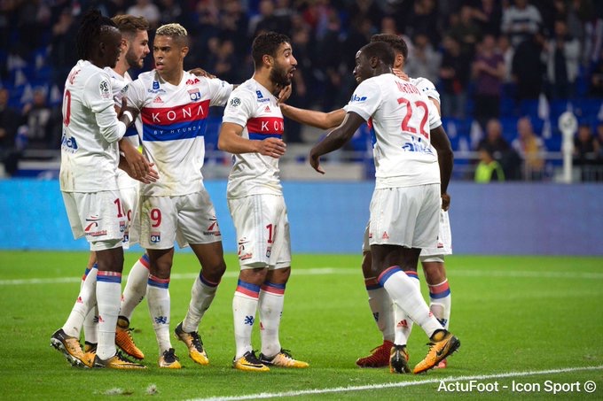 11e journée Ligue 1 : Lyon enfonce Metz et s'invite sur le podium