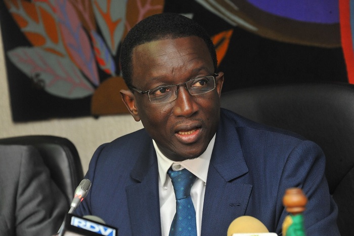 Taux d'endettement: Amadou BA corrige Wade