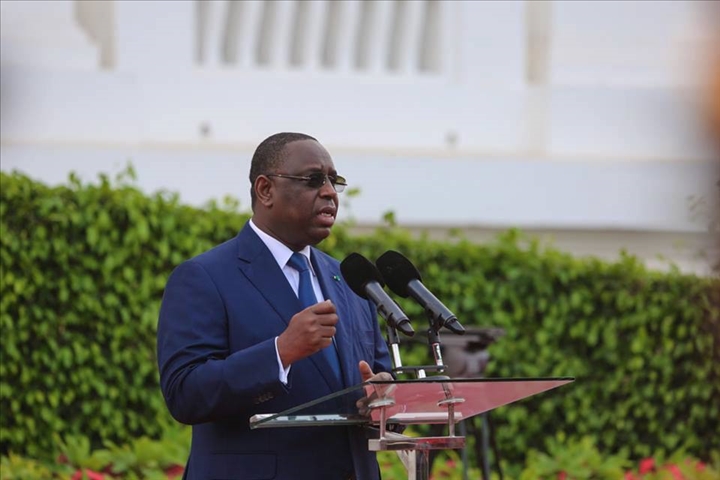 Levée des couleurs: Macky Sall appelle les chauffeurs à plus de vigilance pour un Magal « sans accident et sans mort »