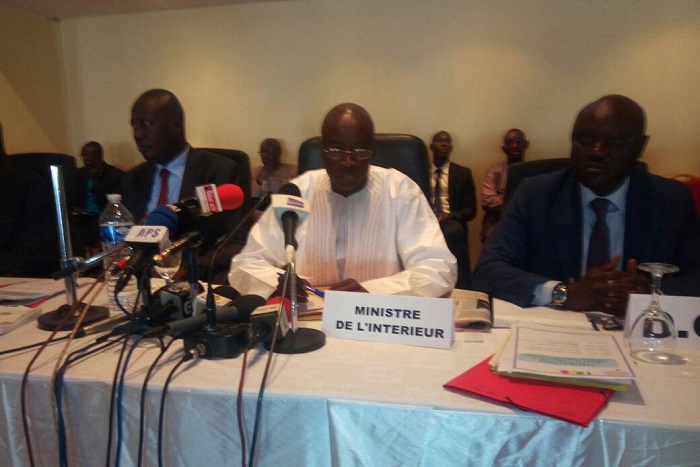 Direct-​Dialogue politique : Plus de 65 participants, mais sans l'opposition significative