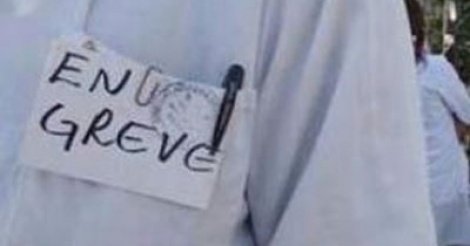 Arrêt de travail à l’hôpital de Tivaoune: en brassards rouges, le personnel exige…