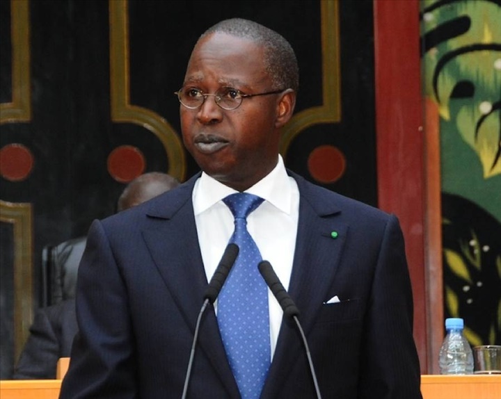 Bokk Defar Senegaal singe Wade: « Bravo Monsieur DIONNE, nous dirons aux Sénégalais que vous, vous travaillez vraiment bien pour le Président ! »