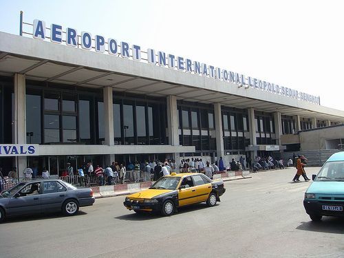Officiel ! Macky a signé le décret portant transformation l’Aéroport International Léopold Sédar Senghor en aéroport militaire