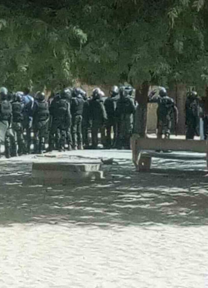 Université Gaston Berger : Les éléments du Gmi défoncent les portes des chambres cassent tout et...