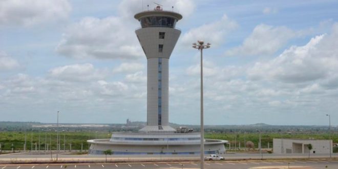 ​Les ex-travailleurs de SHS démontent le Directeur général