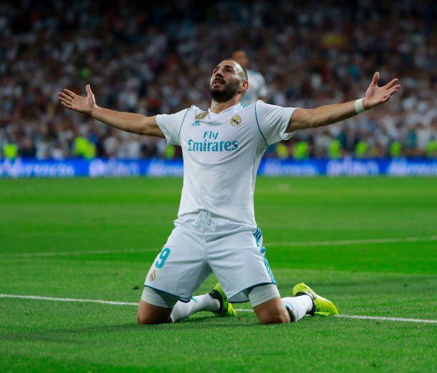 Karim Benzema a 30 ans : sa carrière en vidéo