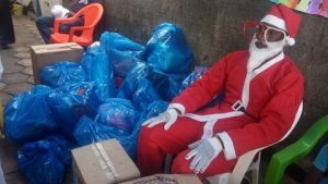 Fête de Noël: Total Guinée offre des cadeaux aux enfants d’un orphelinat