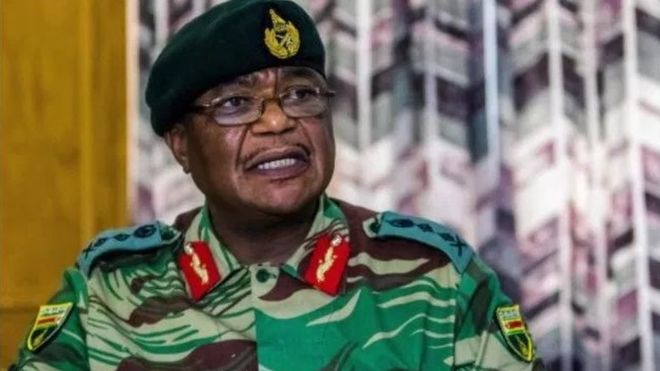 ​Zimbabwe : l'ex-chef de l'armée nommé vice-président