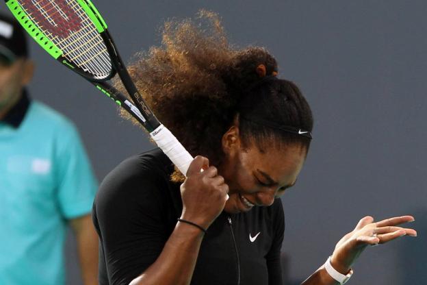 Abu Dhabi: Serena Williams battue pour son retour