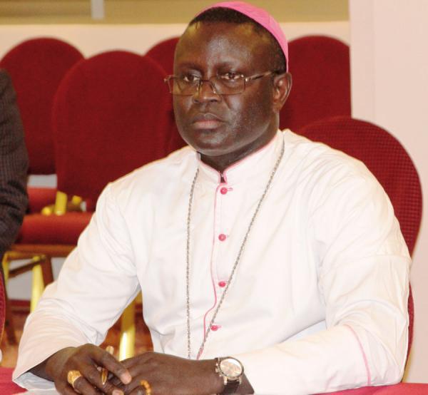 Les condoléances de l'église : Monseigneur André Gueye souligne la profondeur spirituelle de Serigne Sidy Mokhtar Mbacké et...